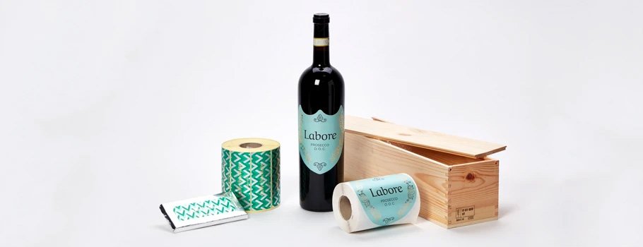 Etichette Adesive in Bobina Nobilitate