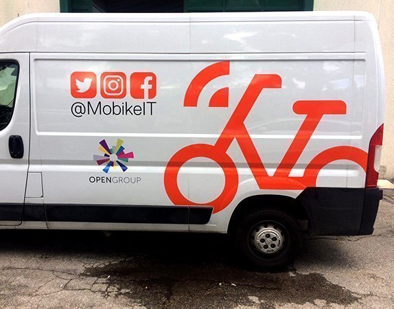 Adesivi per Auto e Furgoni